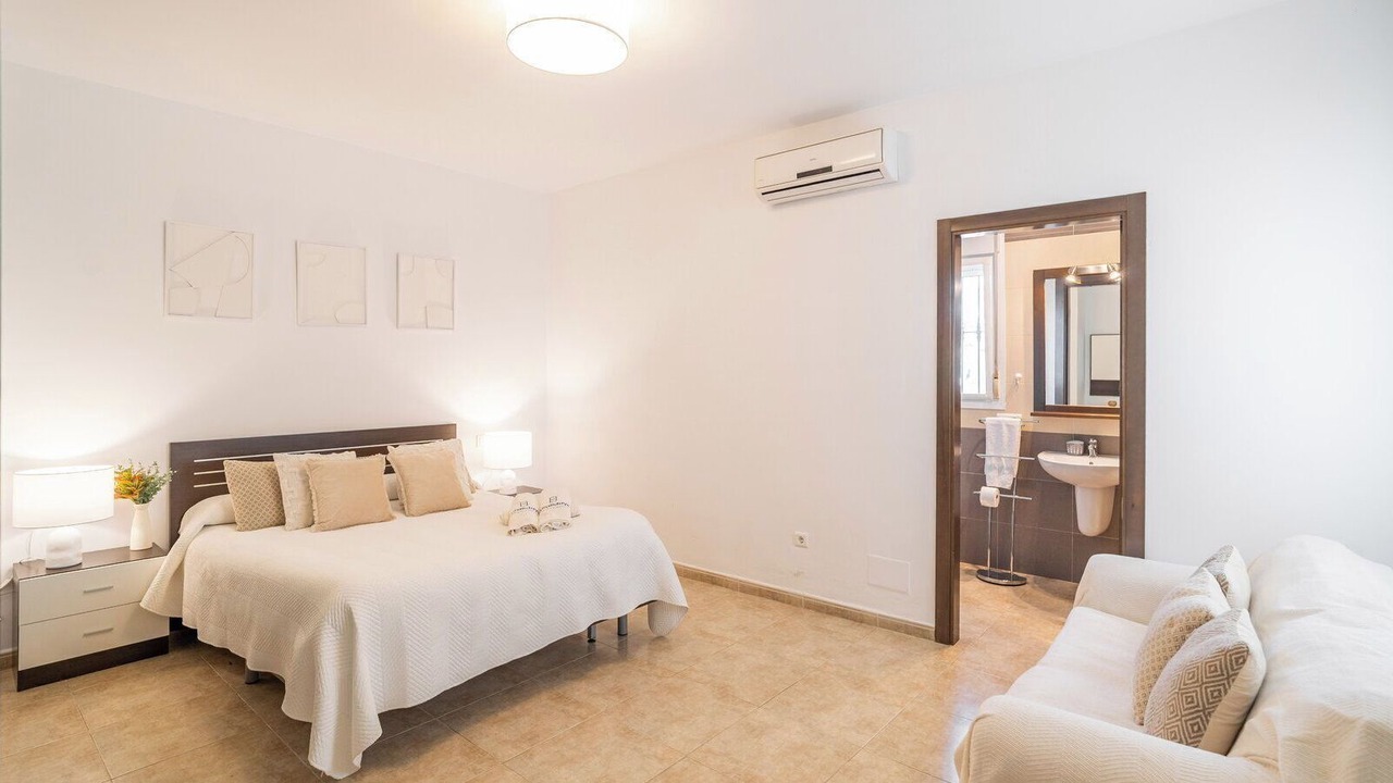 Photo of Bedroom in Canillas de Albaida