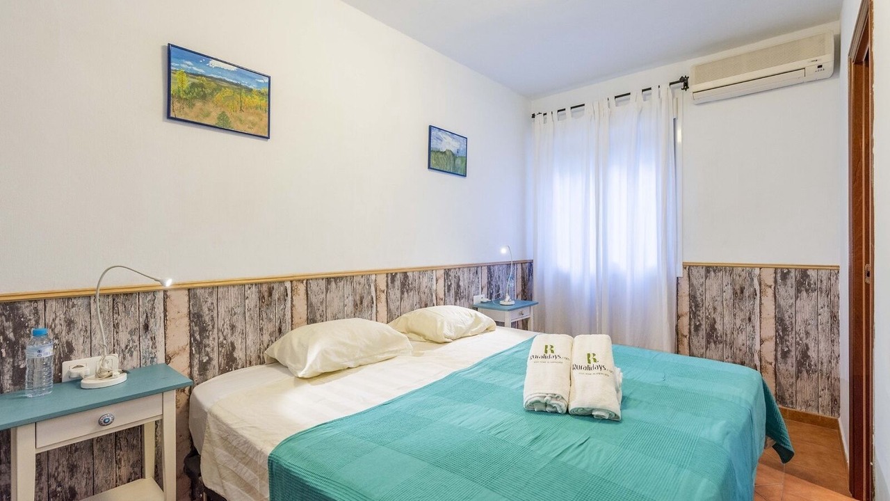 Photo of Bedroom in Canillas de Albaida