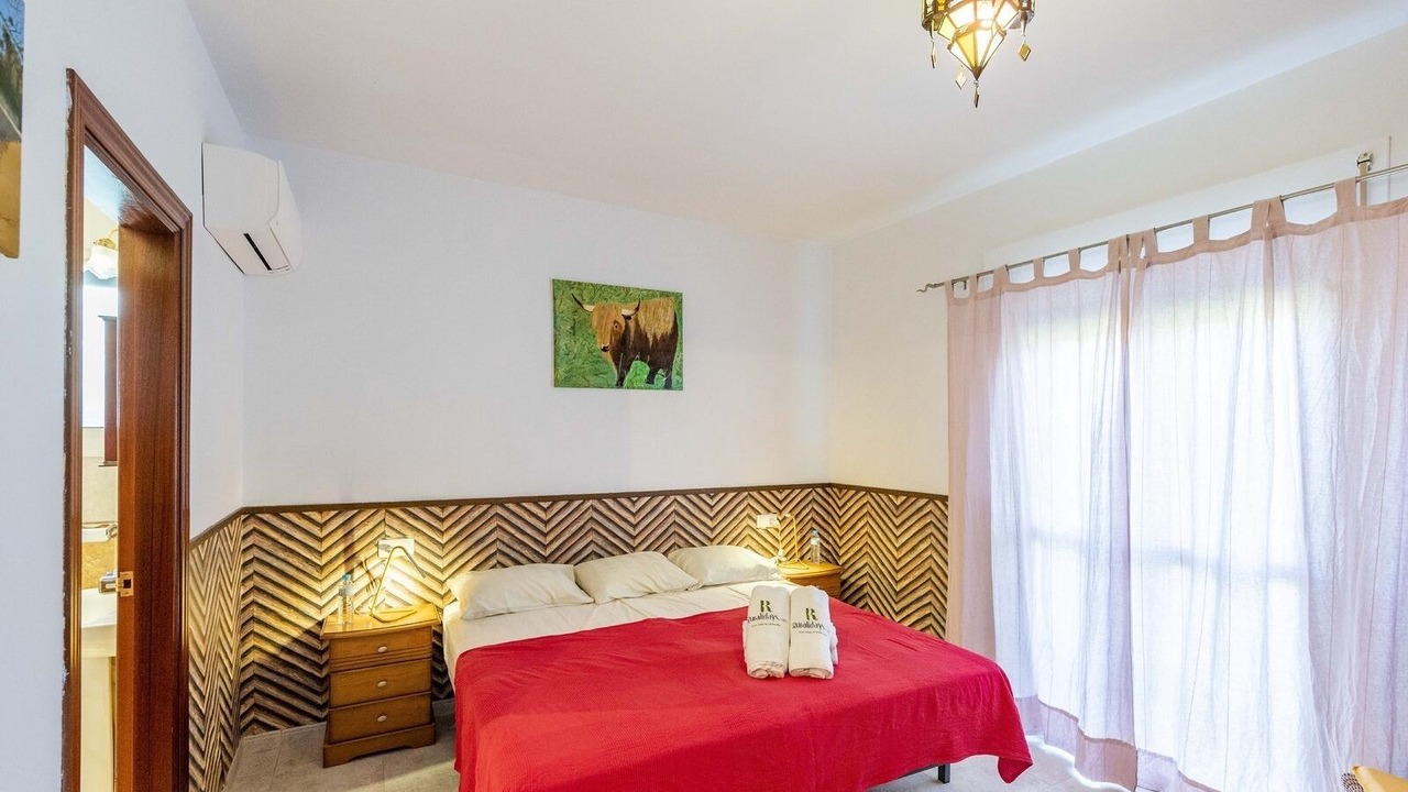 Photo of Bedroom in Canillas de Albaida