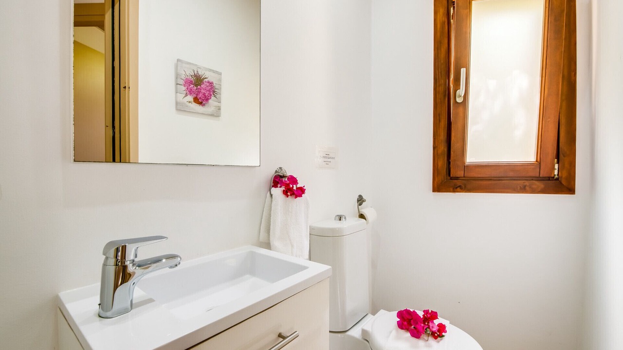 Photo of Bathroom in Crestatx
