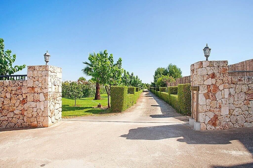 Photo of Outdoor in Muro