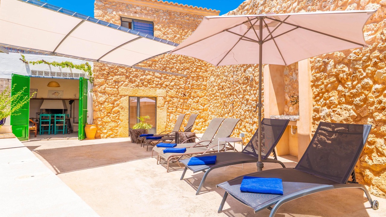 Photo of Patio Balcony in Pina