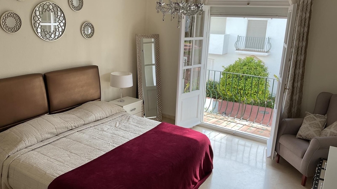 Photo of Bedroom in New Golden Mile