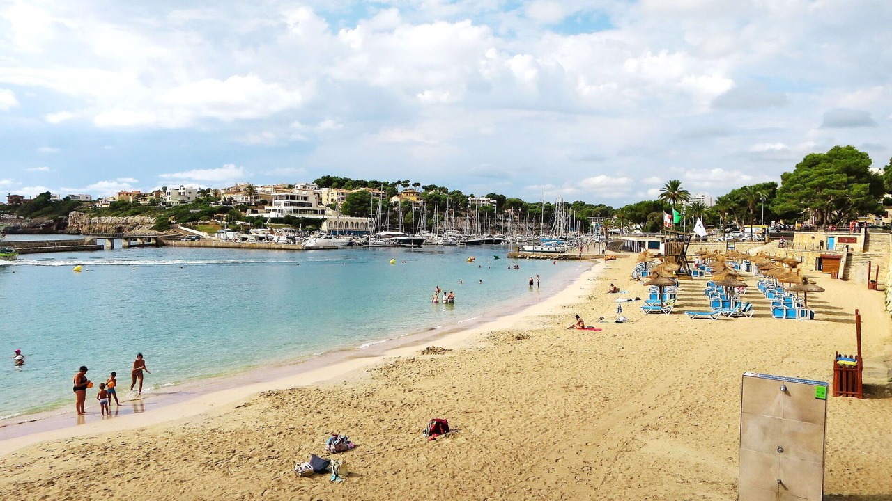 Photo of Others in Cala Mandia