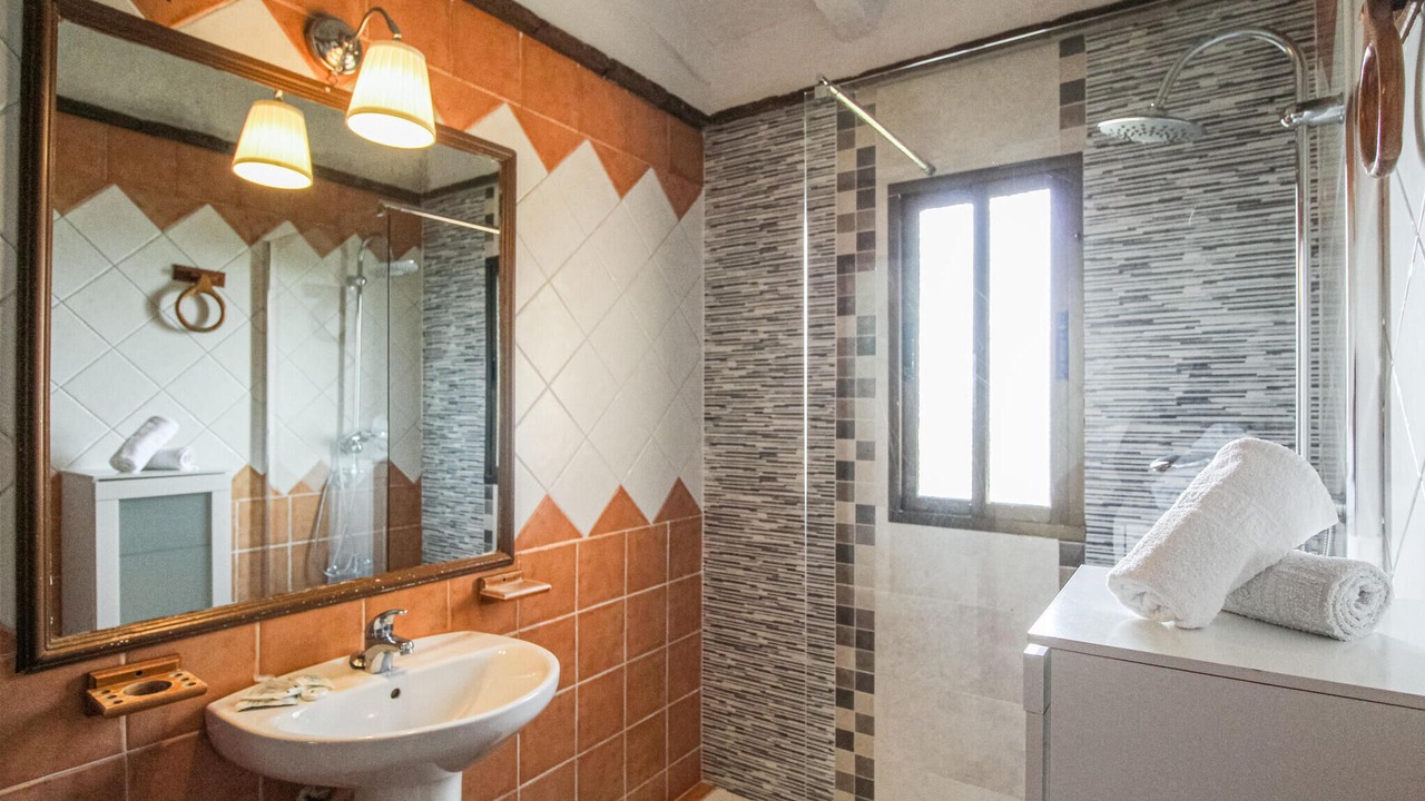 Photo of Bathroom in Frigiliana