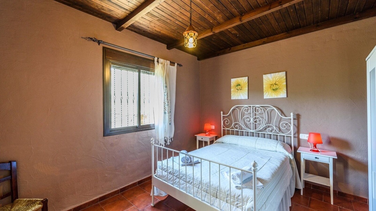 Photo of Bedroom in Benaojan