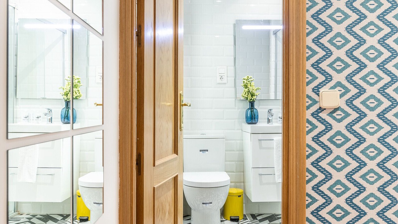 Photo of Bathroom in Golden Triangle of Art