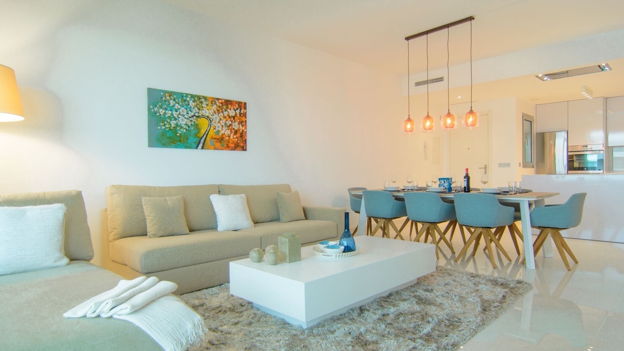 Photo of Livingroom in New Golden Mile