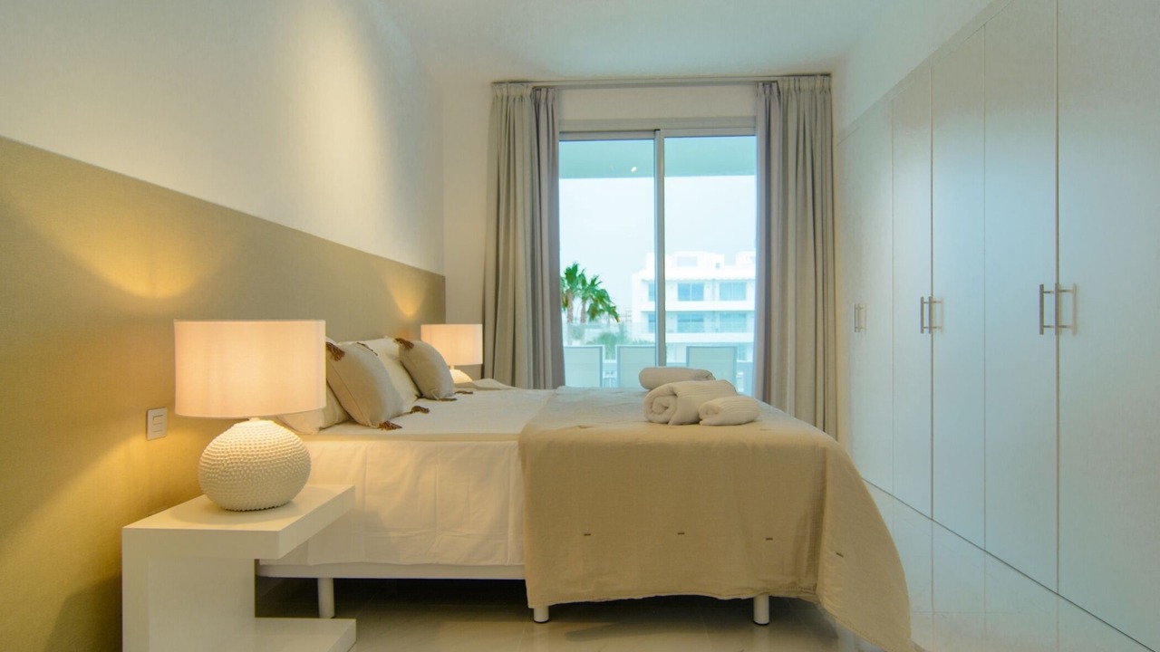 Photo of Bedroom in New Golden Mile