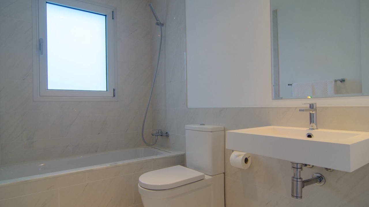 Photo of Bathroom in New Golden Mile