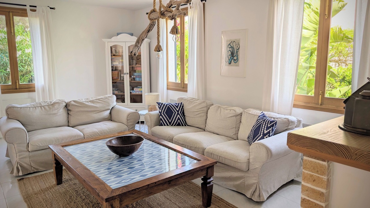 Photo of Livingroom in Cala Llombards