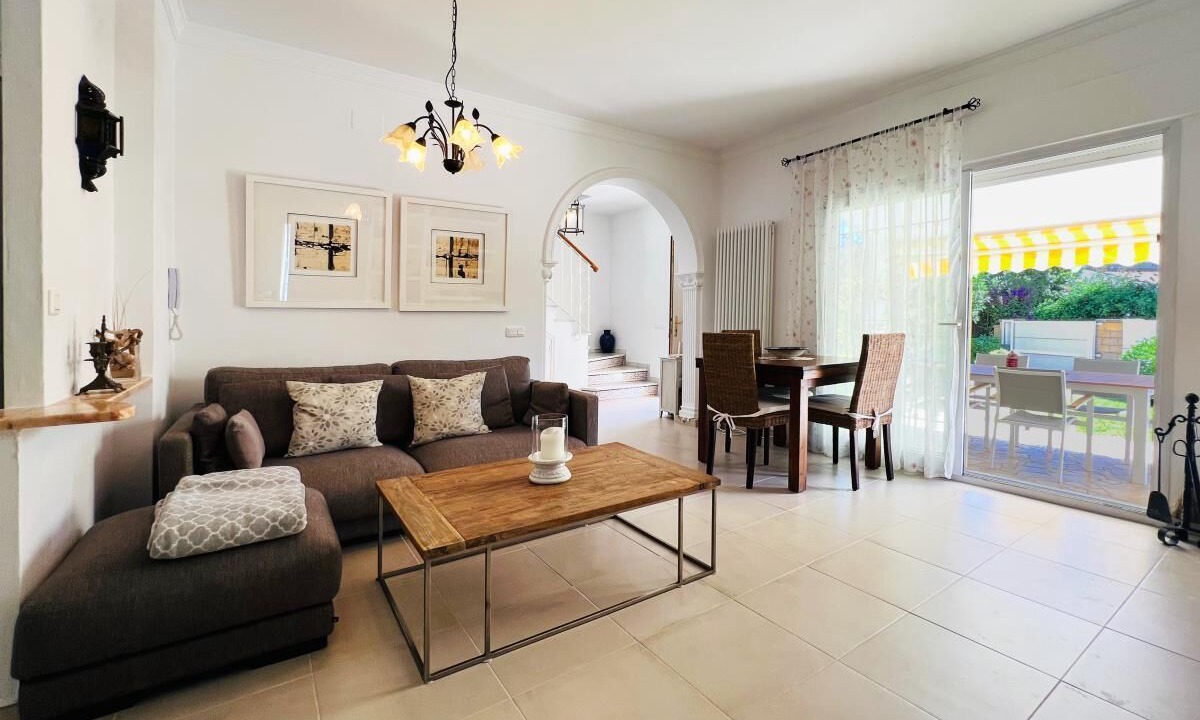 Photo of Livingroom in Cabo Roche