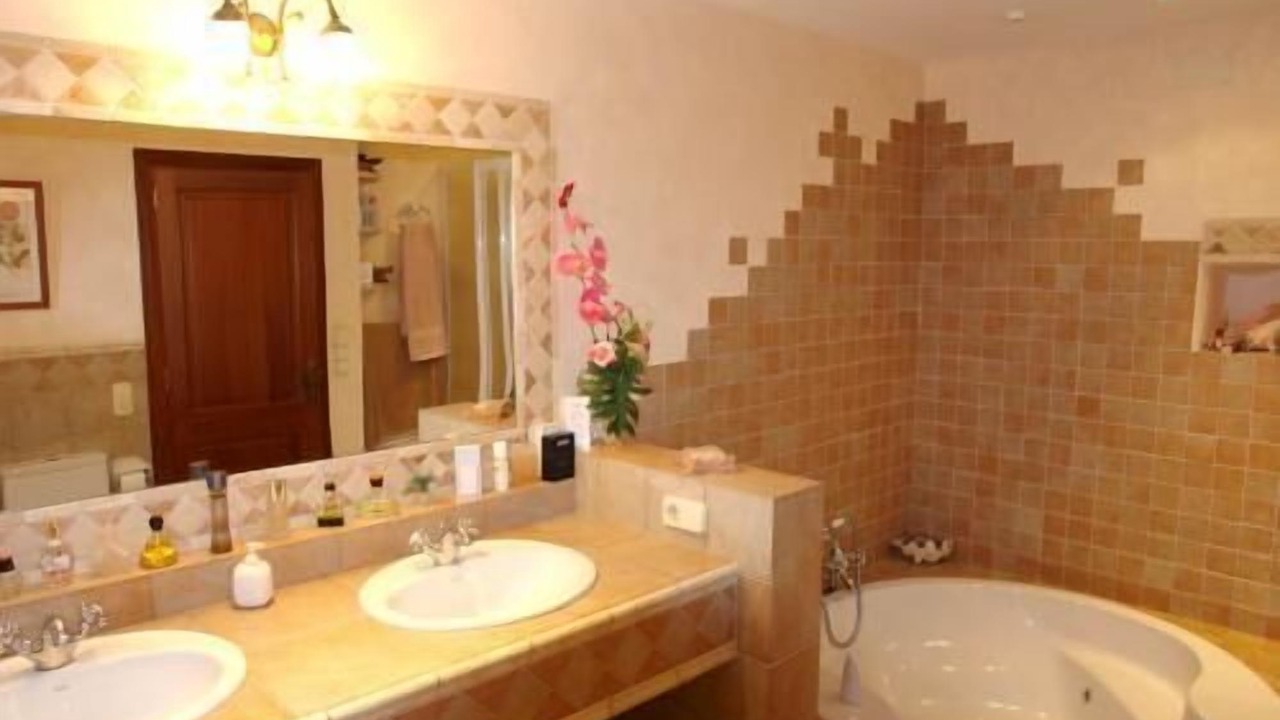 Photo of Bathroom in S Horta