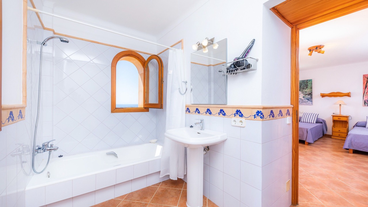 Photo of Bathroom in S Horta