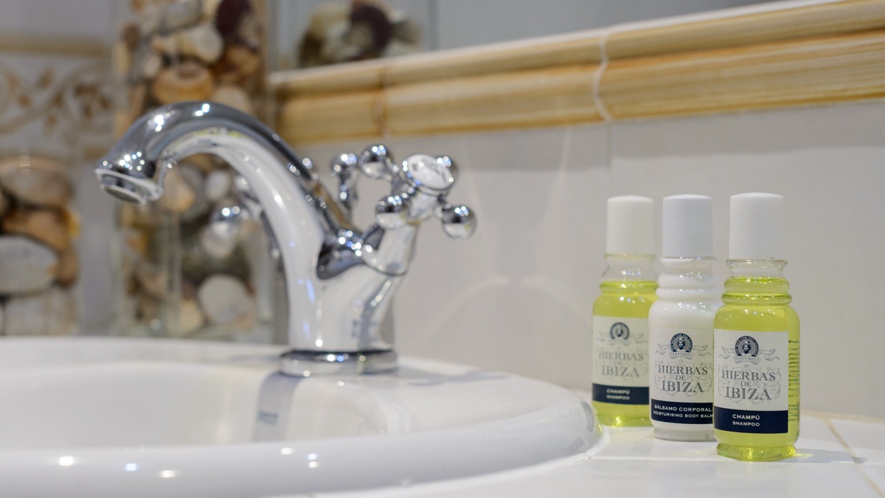 Photo of Bathroom in Sant Josep de sa Talaia
