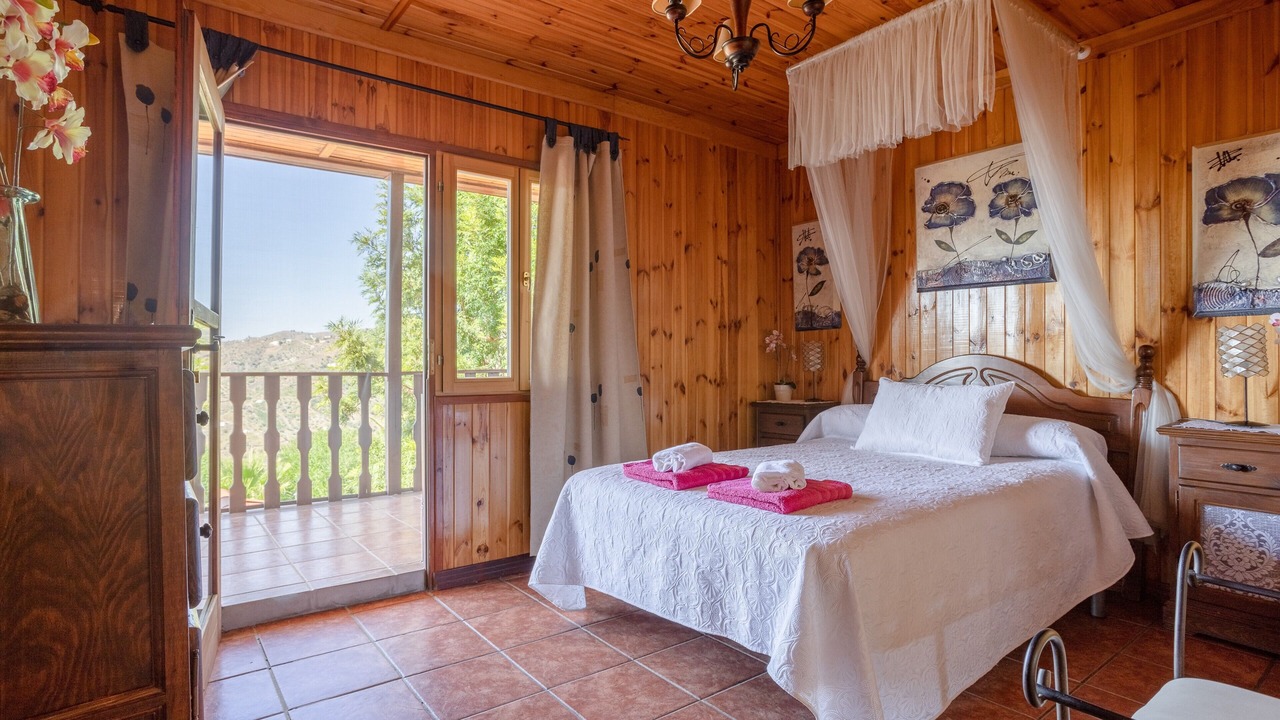 Photo of Bedroom in Sayalonga
