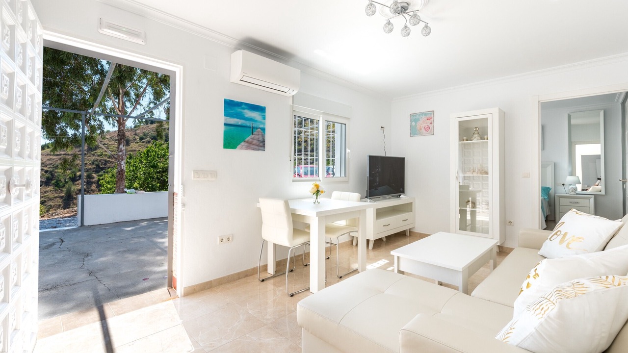 Photo of Livingroom in Sayalonga