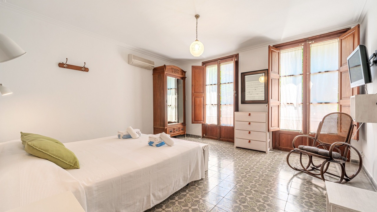 Photo of Bedroom in Soller