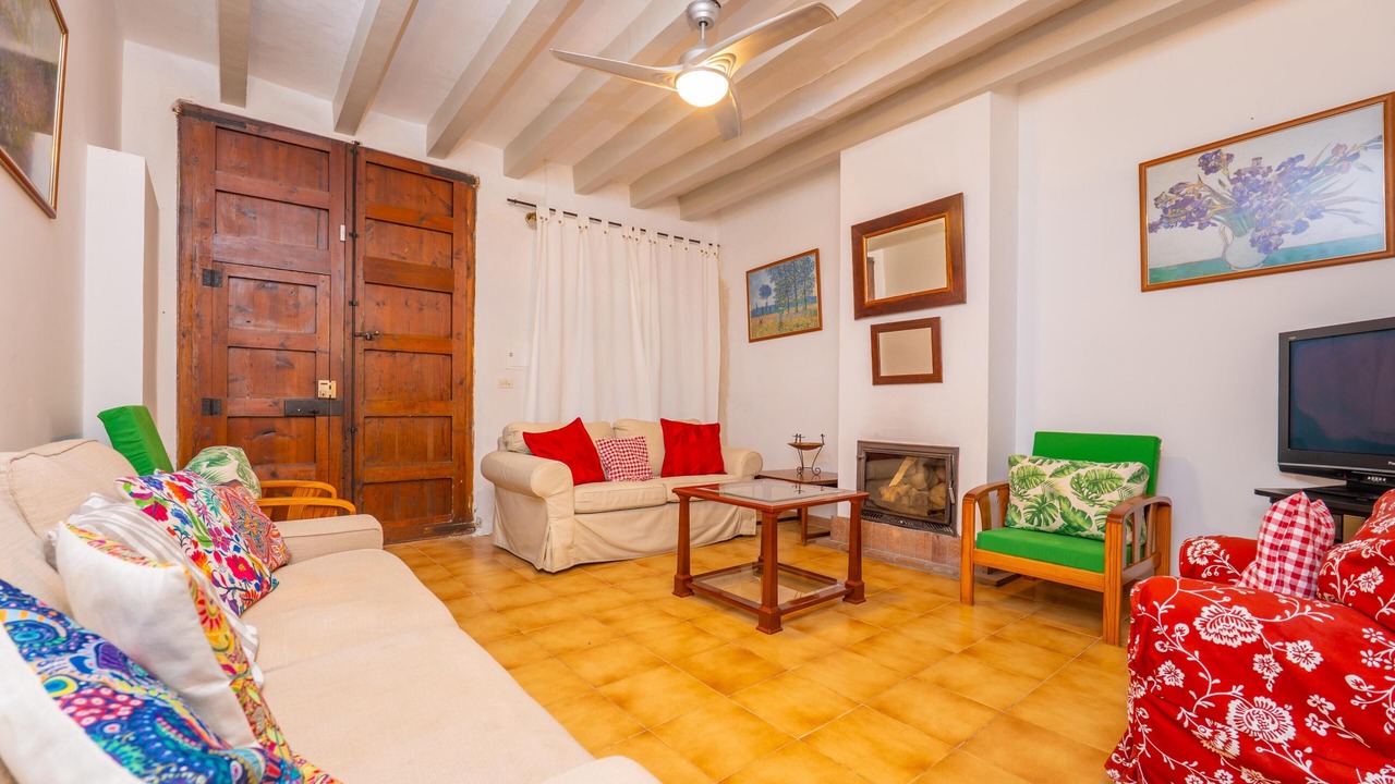 Photo of Livingroom in Biniaraix