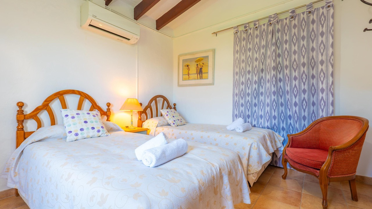 Photo of Bedroom in Biniaraix