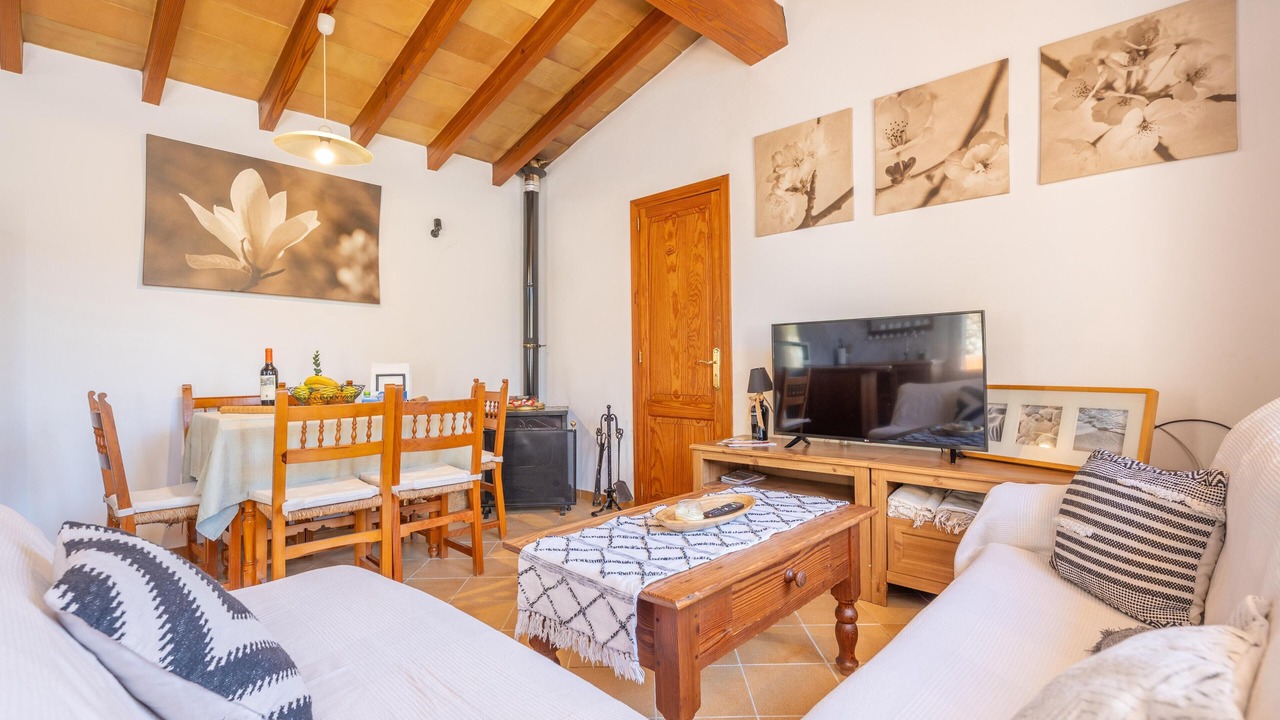Photo of Livingroom in Fornalutx