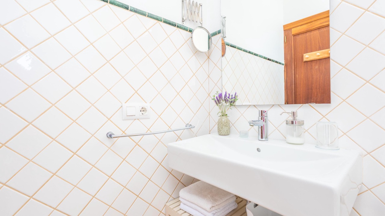 Photo of Bathroom in Soller