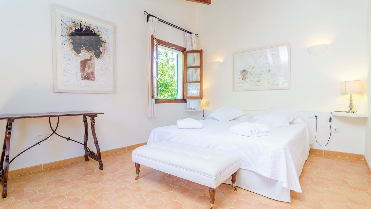 Photo of Bedroom in Soller