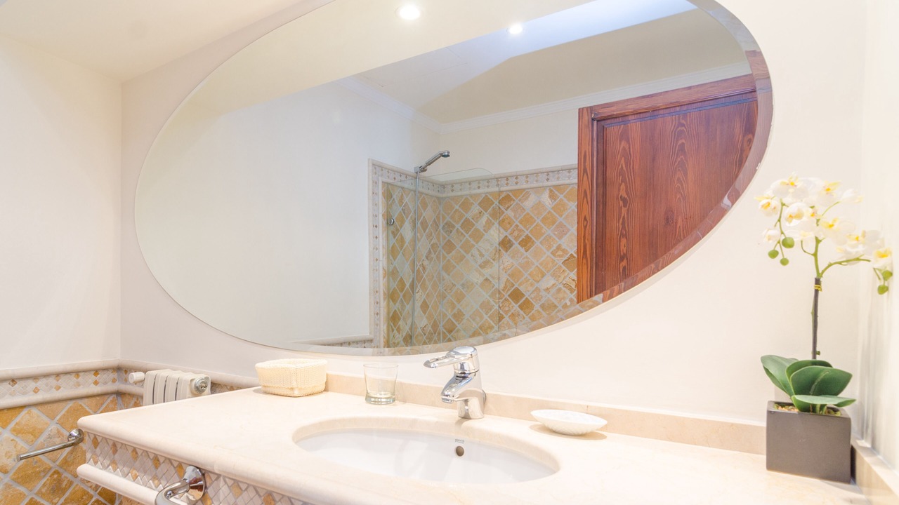 Photo of Bathroom in Soller