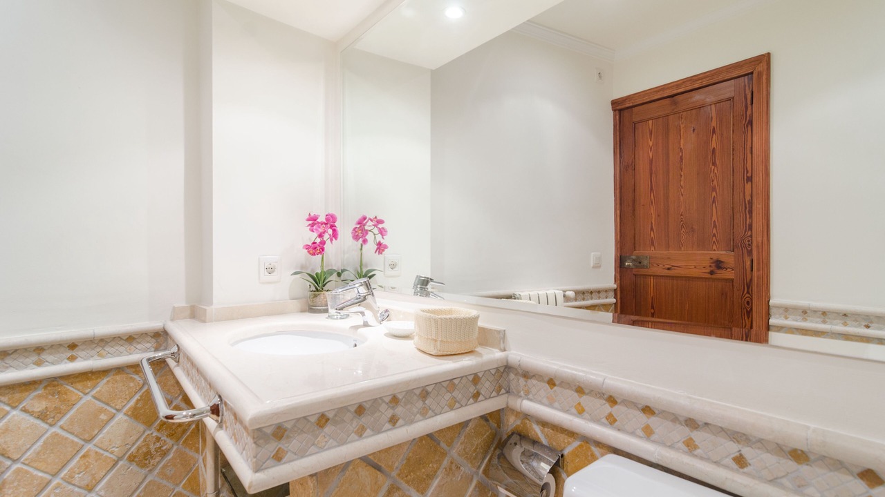 Photo of Bathroom in Soller