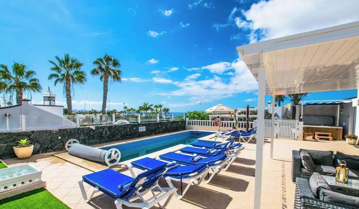 Photo of Patio Balcony in Playa Blanca