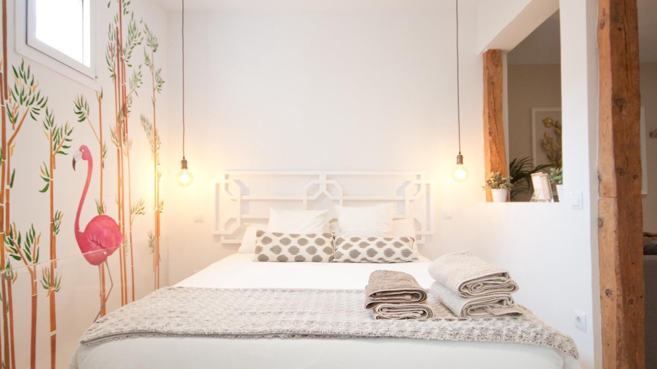 Photo of Bedroom in Golden Triangle of Art