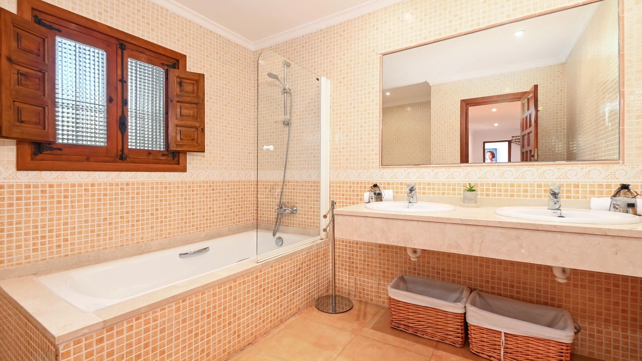 Photo of Bathroom in Urbanizacion La Mandarina