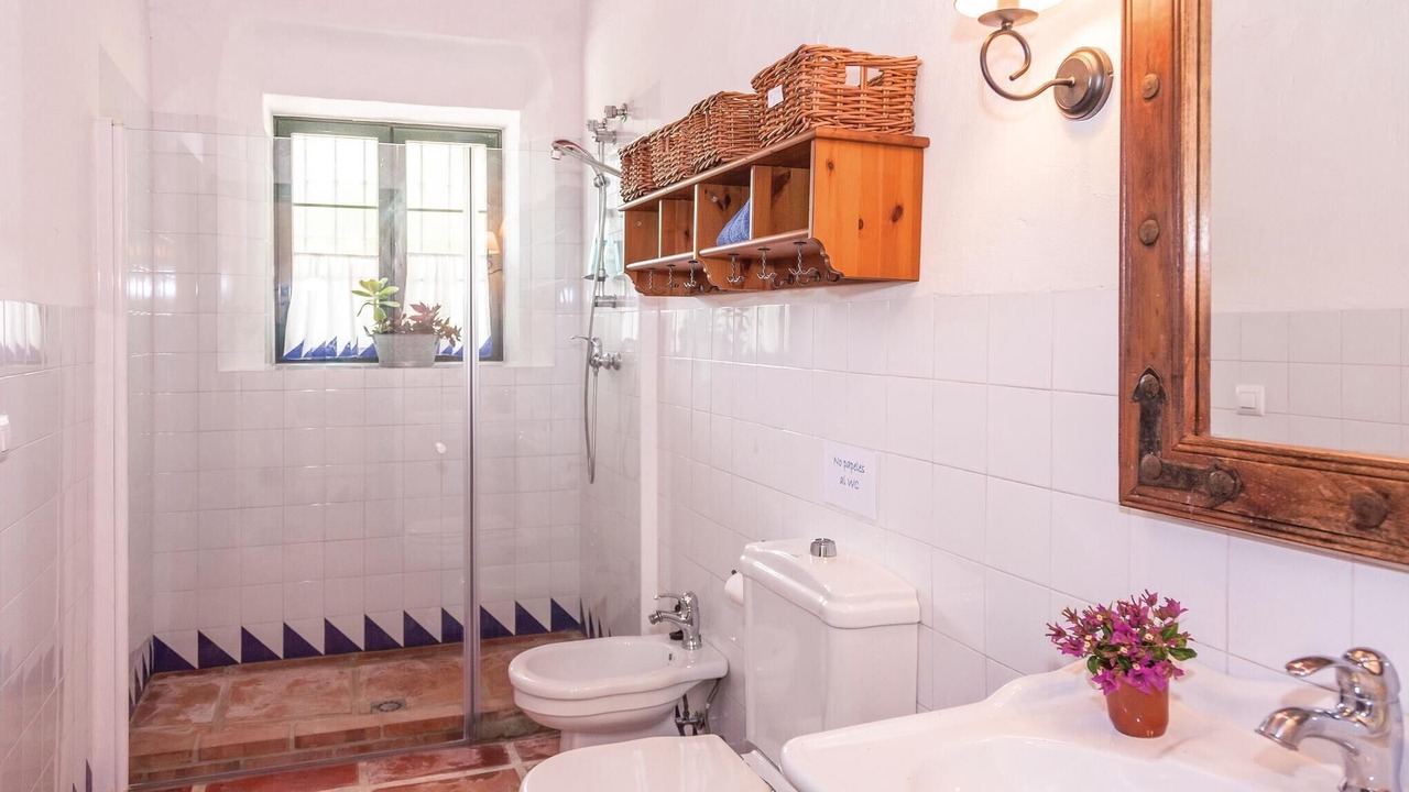 Photo of Bathroom in Vallejas
