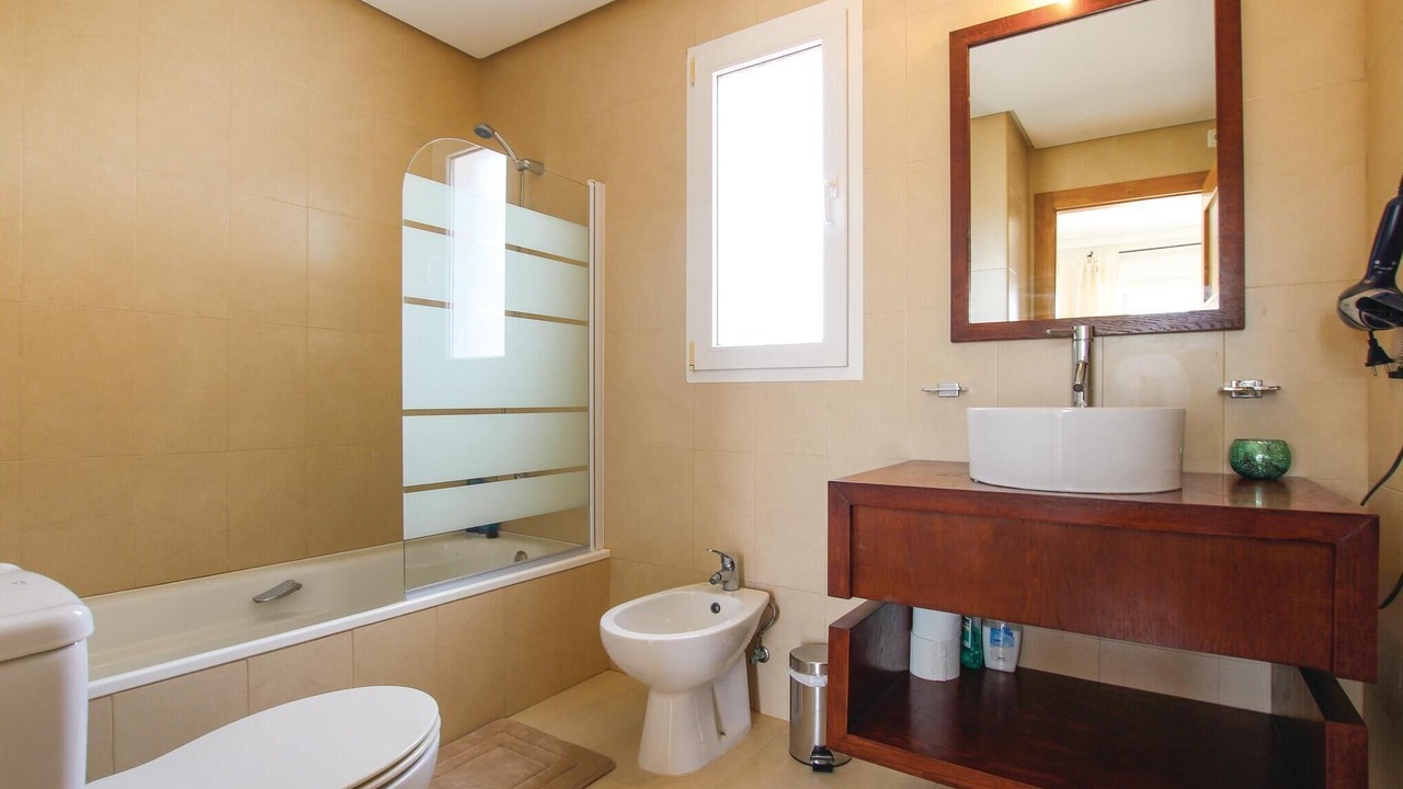 Photo of Bathroom in Roldan