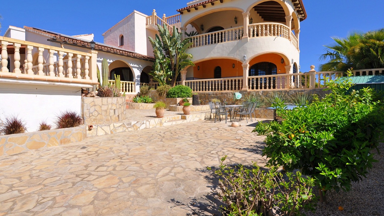 Photo of Outdoor in Moravit