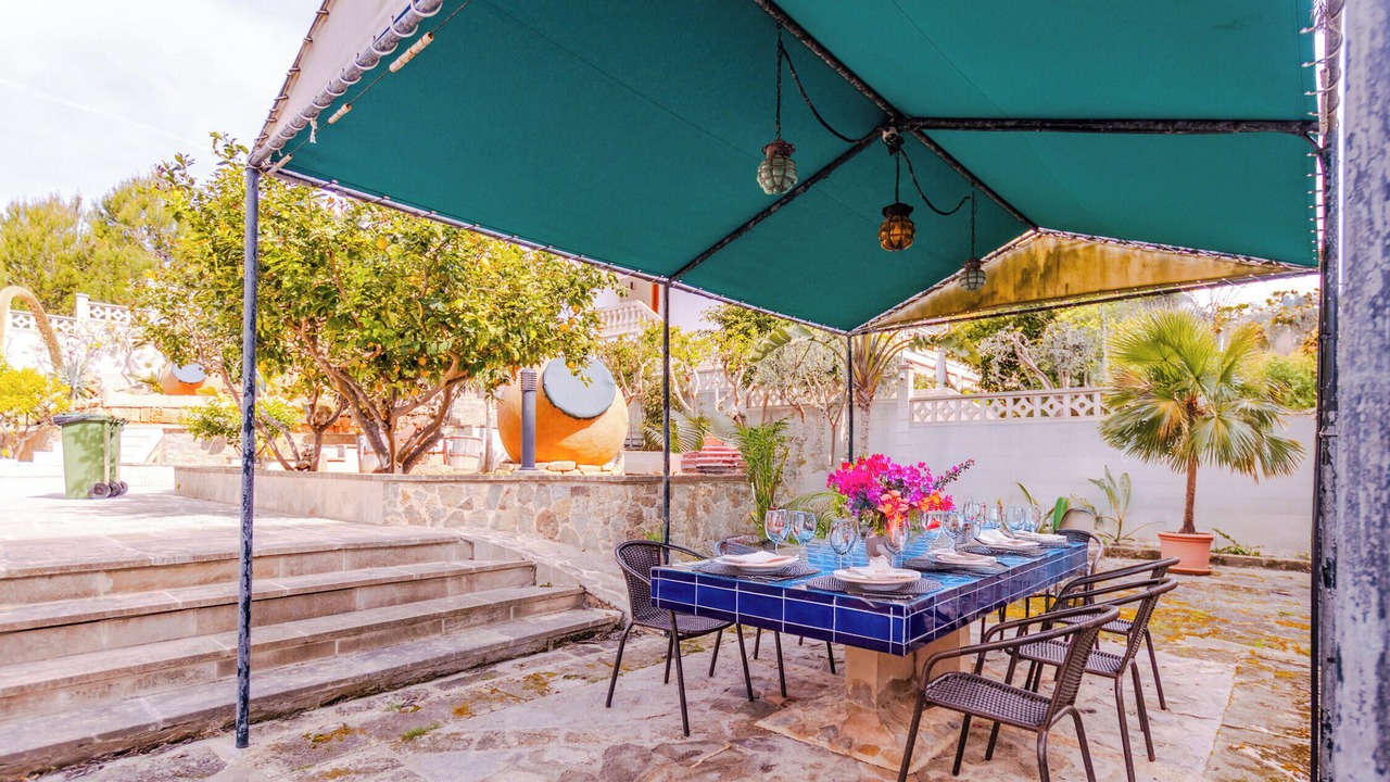 Photo of Outdoor in Les Meravelles