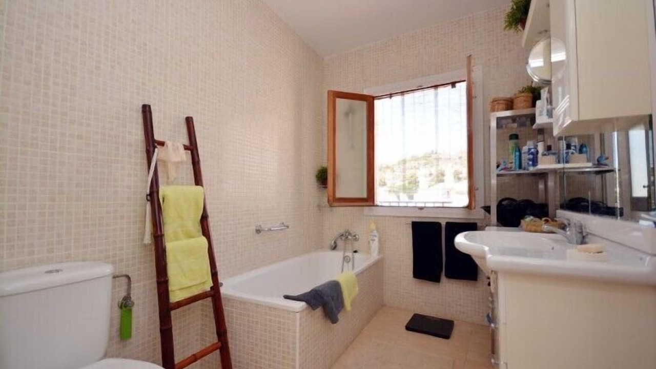Photo of Bathroom in Frigiliana