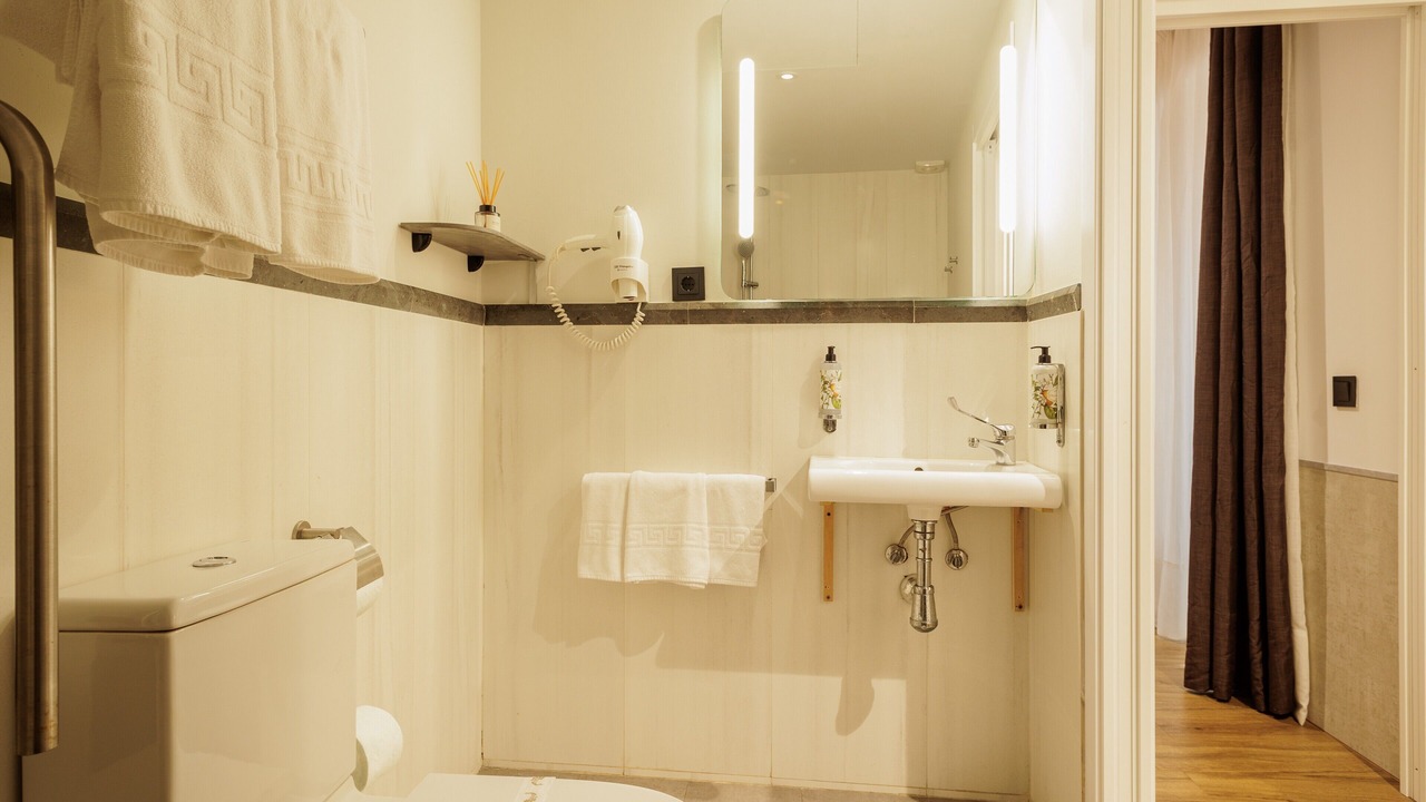 Photo of Bathroom in Museo