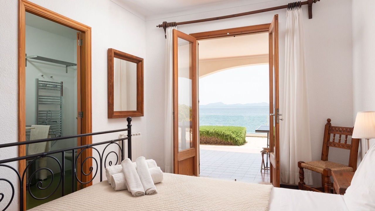 Photo of Bedroom in Alcanada