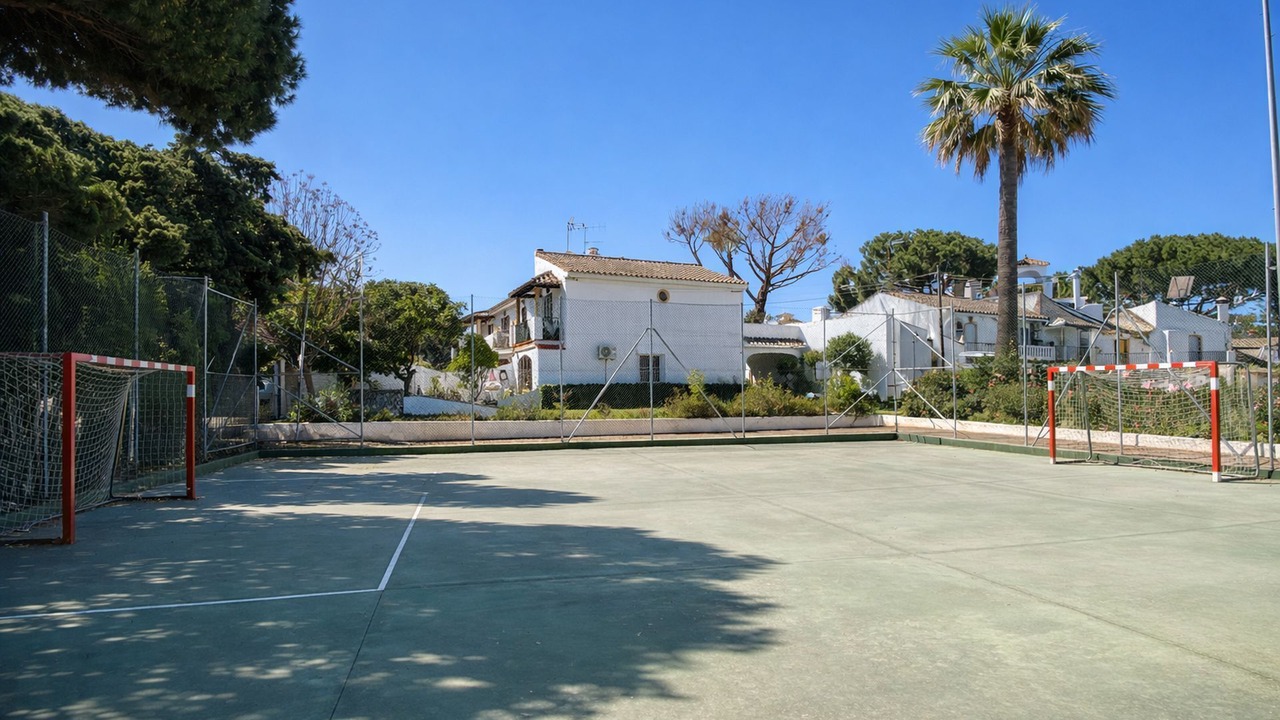Photo of Others in Elviria