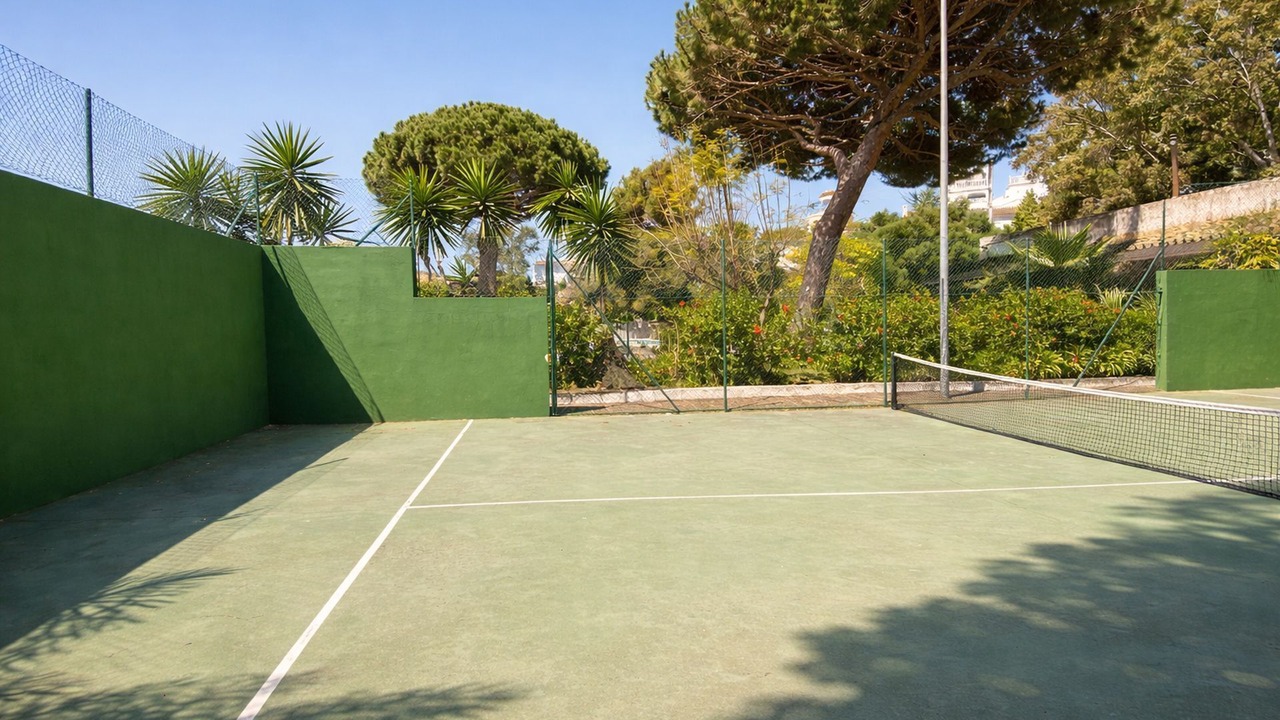 Photo of Others in Elviria
