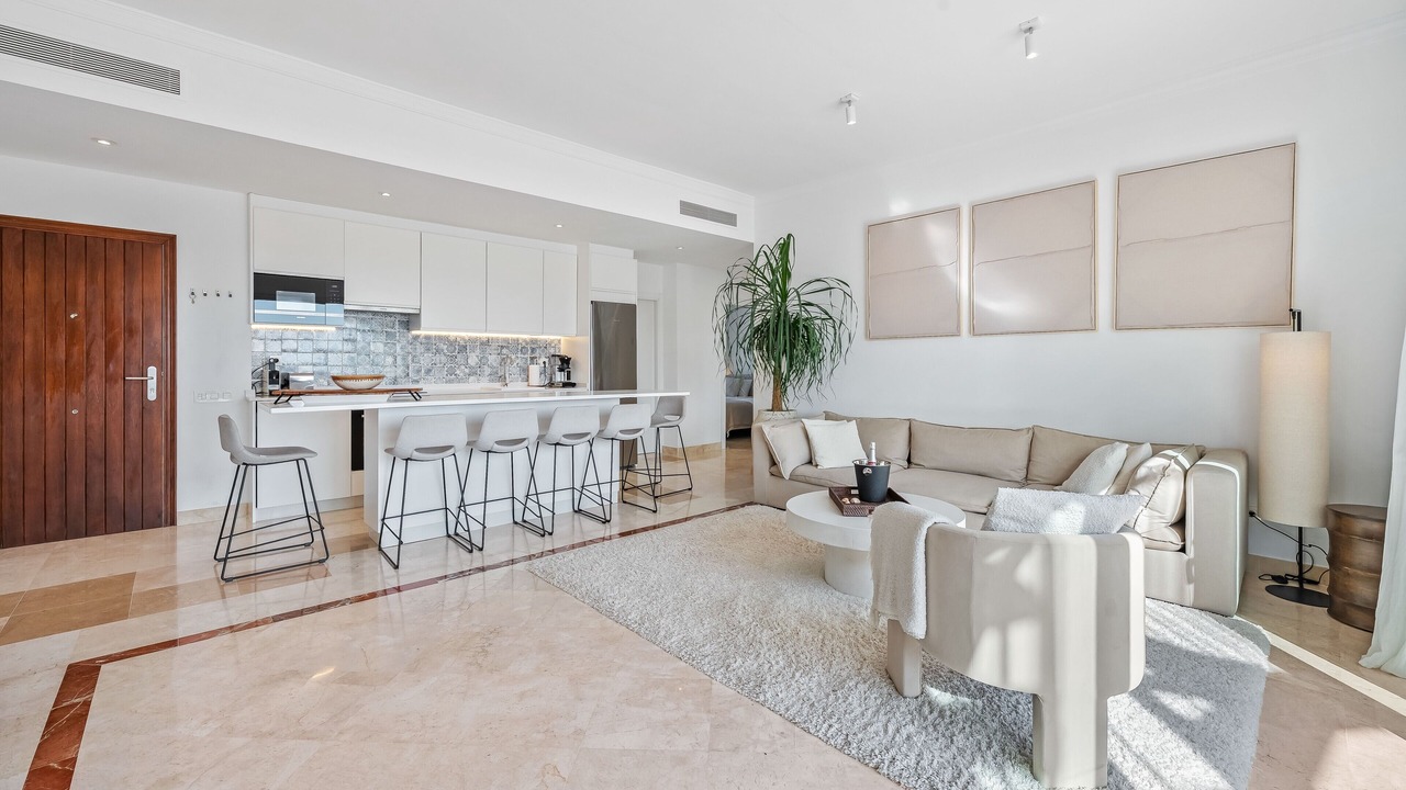Photo of Livingroom in New Golden Mile