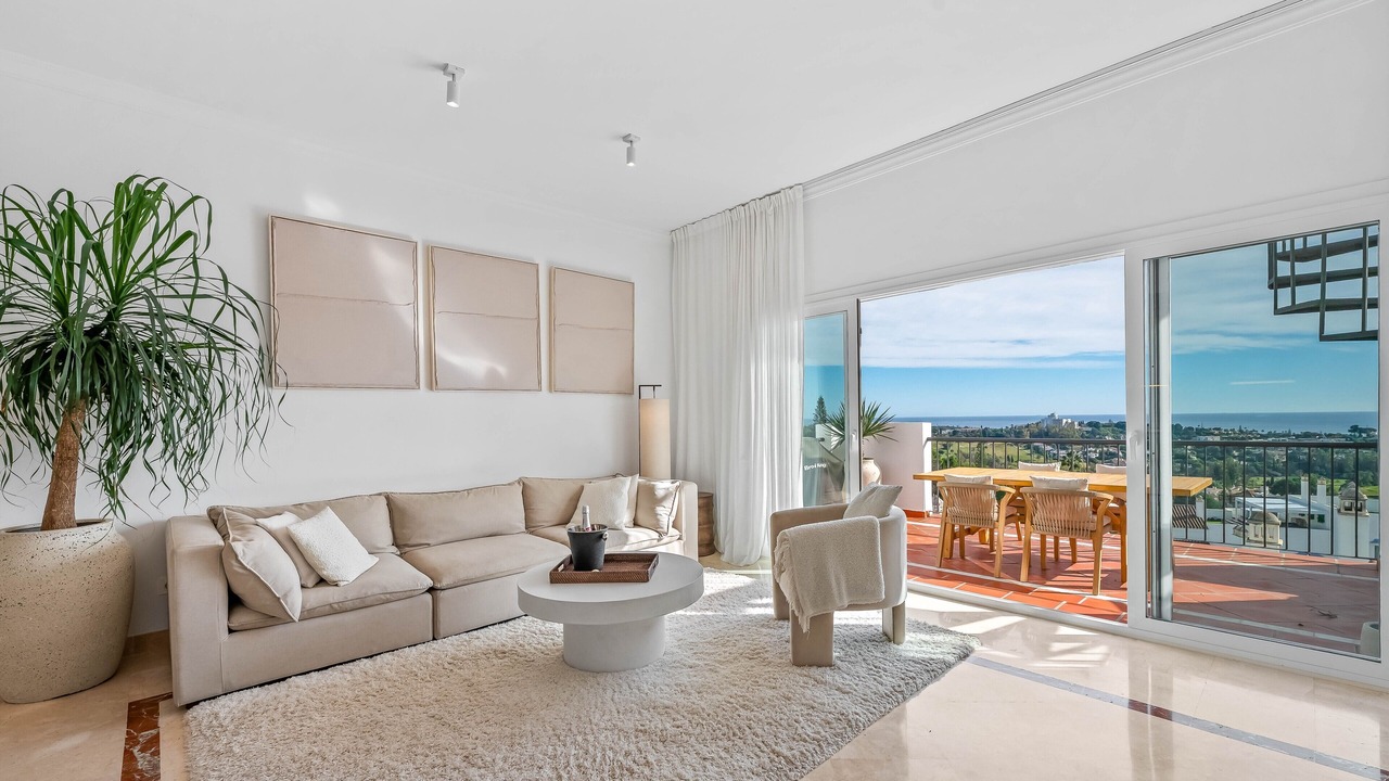 Photo of Livingroom in New Golden Mile