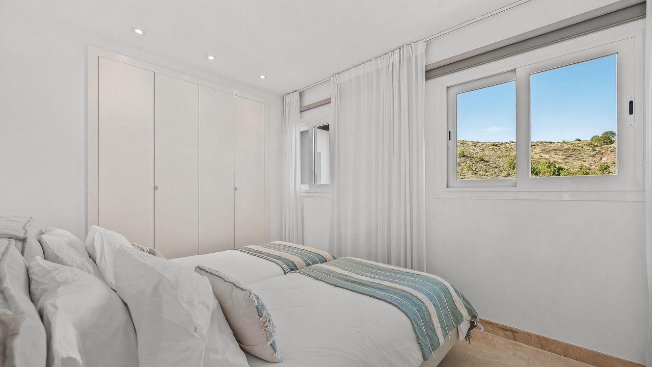 Photo of Bedroom in New Golden Mile