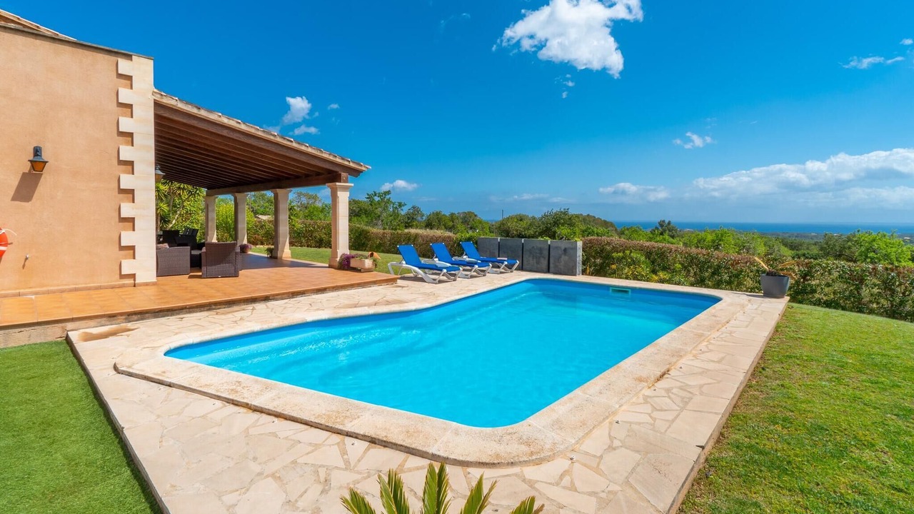 Photo of Outdoor in S Horta