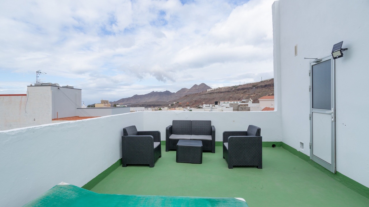 Photo of Patio Balcony in La Aldea de San Nicolas