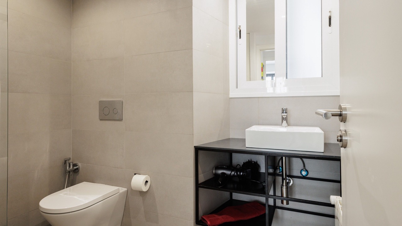Photo of Bathroom in Alameda