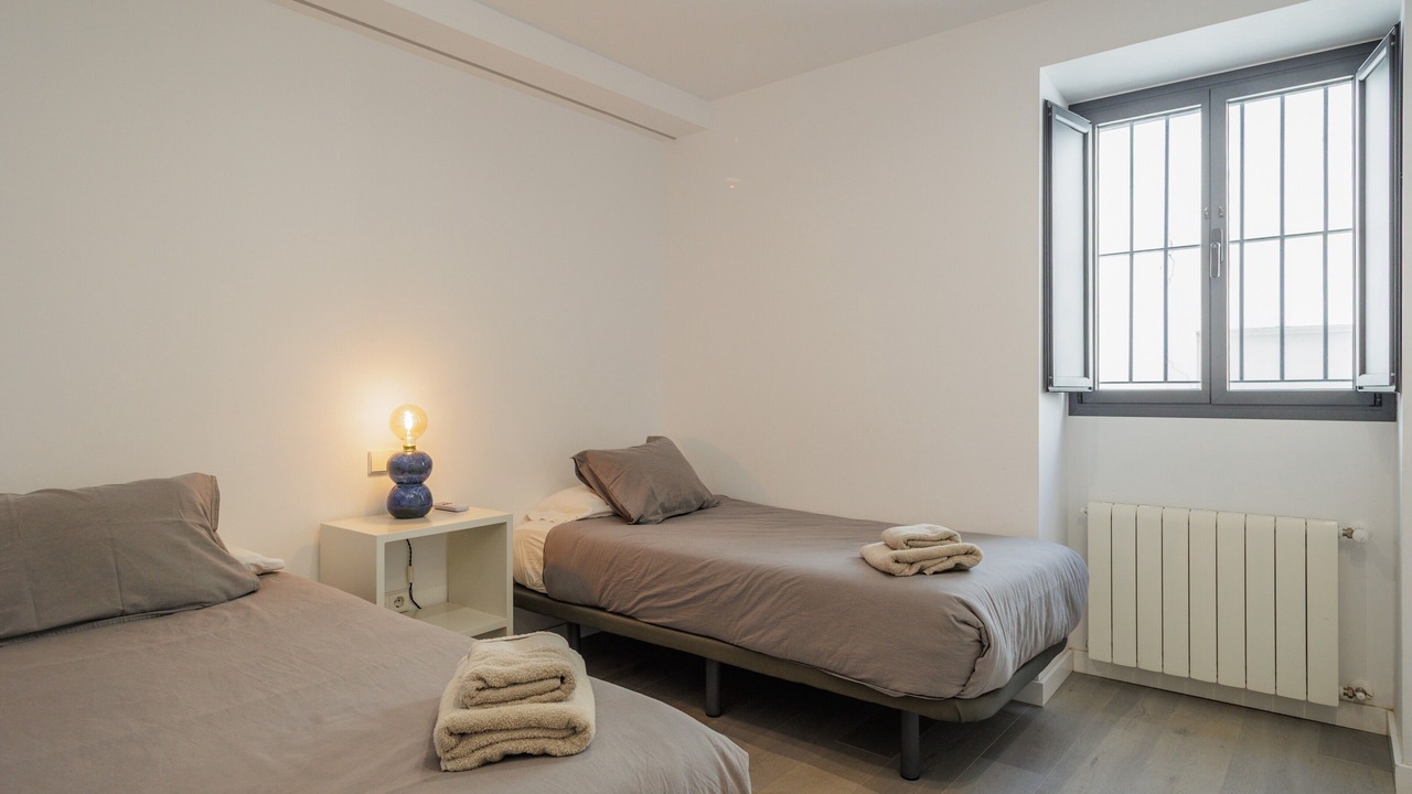 Photo of Bedroom in Alameda