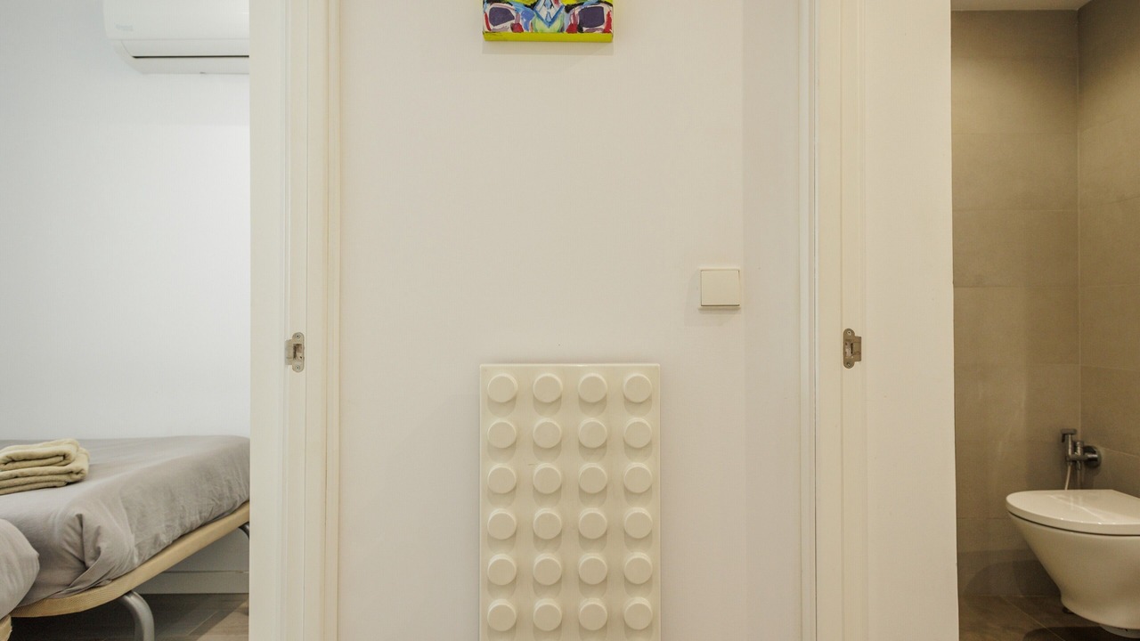 Photo of Bedroom in Alameda