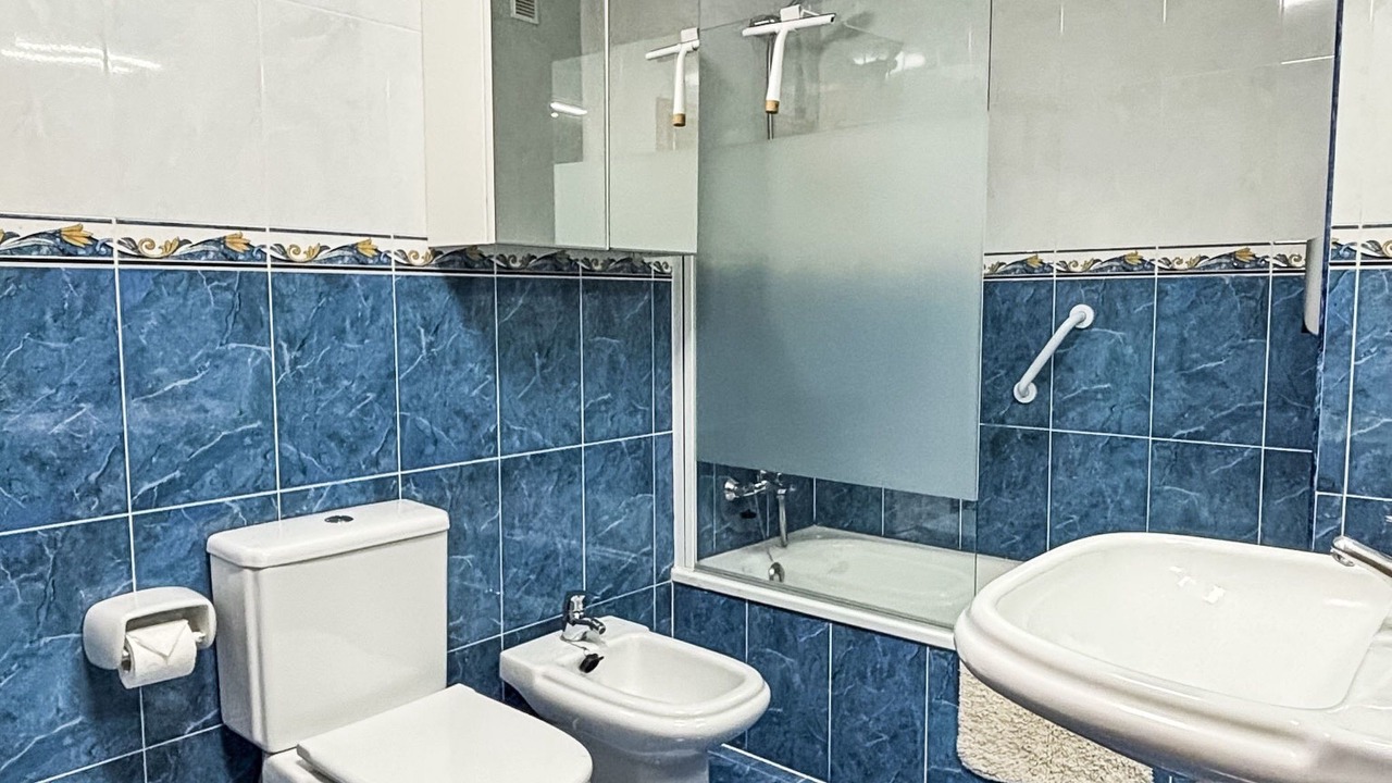 Photo of Bathroom in Luanco